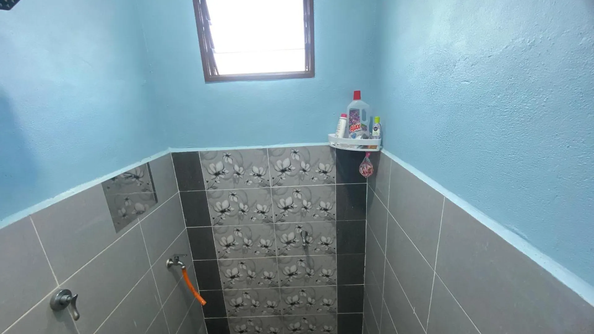 Holiday home Nabilah Homestay Labuh Banting Kepala Batas  Malaysia